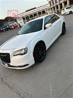 کرایسلەر 300